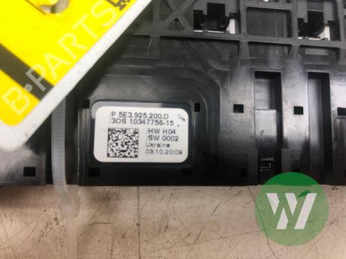 Warning switch SKODA OCTAVIA IV Combi (NX5, PV5) 1.5 TSi | BP38442434I22 - Image 3