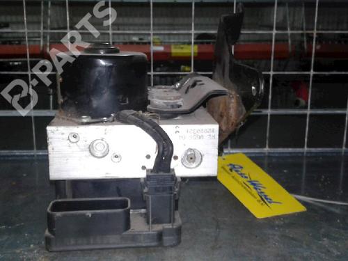 Used ABS pump RENAULT MASTER II Bus (JD) 2.2 dCI 90 (90 hp) 4776531