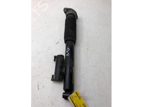 Used Right rear shock absorber MERCEDES-BENZ GLC (X253) 300 d 4-matic (253.919) (245 hp) 16118115