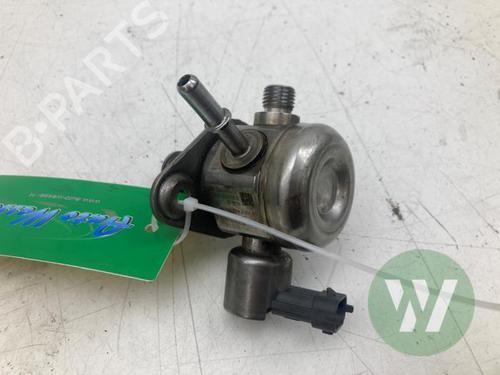 Used Fuel pump Fuel pump 38007102 38007102