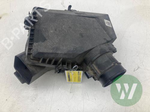 Used Air filter box Air filter box KIA SORENTO IV (MQ4, MQ4A) 1.6 T-GDi Hybrid (230 hp) 39915837 39915837