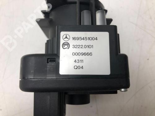 Headlight switch MERCEDES-BENZ A-CLASS (W169) A 200 CDI (169.008, 169.308) | BP11812624I24 