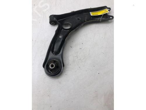Left front suspension arm KIA SPORTAGE IV (QL, QLE) 1.6 GDI | BP15834747M12 