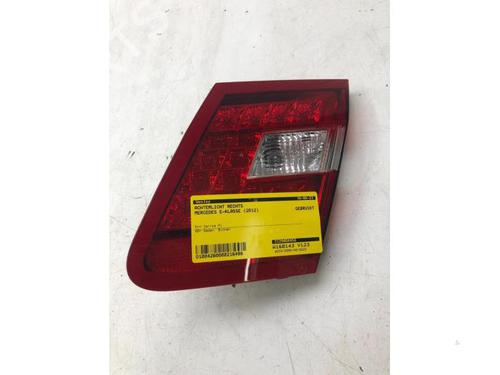 Right taillight MERCEDES-BENZ E-CLASS (W212) E 200 CDI / BlueTEC (212.005, 212.006) (136 hp) 2129060458