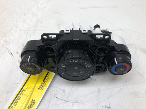 Climate control FORD FIESTA VI (CB1, CCN) 1.25 | BP22365897I5 