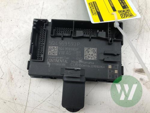 Used Electronic module Electronic module SKODA OCTAVIA III Combi (5E5, 5E6) 2.0 TDI (150 hp) 33809143 33809143