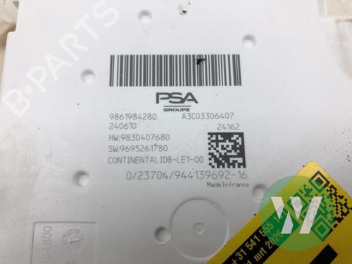 Used Fuse box Fuse box OPEL CROSSLAND X / CROSSLAND (P17, P2QO) 1.2 (75) (131 hp) 33675894 33675894