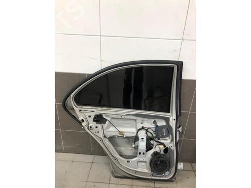 Left rear door MERCEDES-BENZ C-CLASS (W203) C 220 CDI (203.008) | BP17486437C4 
