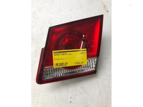 Used Right taillight CHEVROLET CRUZE (J300) 1.6 (113 hp) 14936205