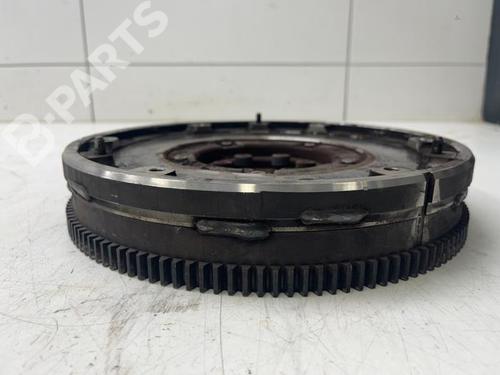Used Flywheel MERCEDES-BENZ VITO / MIXTO Van (W639) 109 CDI (639.601, 639.603, 639.605) (88 hp) 9099060