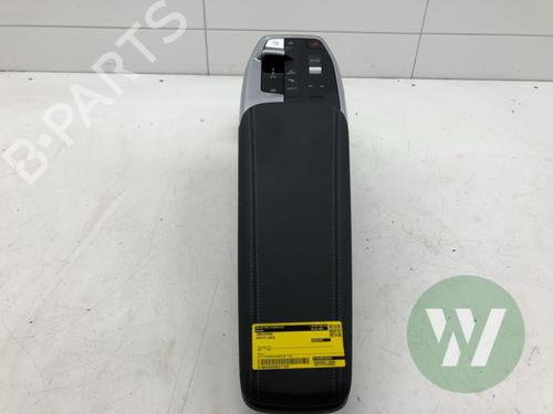 Used Armrest / Center console Armrest / Center console BMW X1 (U11) xDrive 30e Plug-in-Hybrid (326 hp) 39915263 39915263