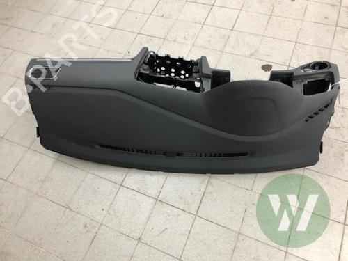 Used Dashboard VW GOLF VII Variant (BA5, BV5) 1.4 TSI (140 hp) 31319820