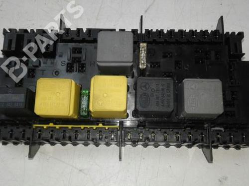 Used Fuse box MERCEDES-BENZ CLA Shooting Brake (X117) CLA 180 (117.942) (122 hp) 9660053