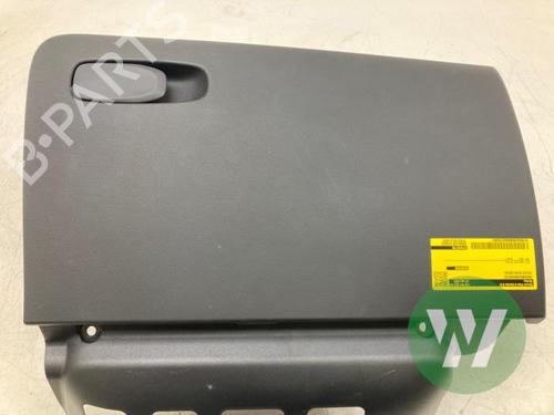 Glove box VOLVO XC40 (536) T3 | BP38620322C95 - Image 3