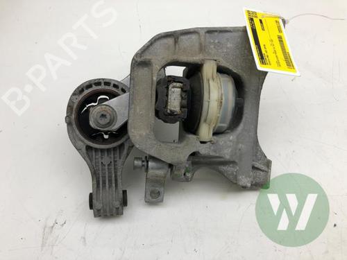 Support de boîte de vitesse TOYOTA PROACE Van (MDZ_) 2.0 D4d (MDZ6, MDZ5) (177 hp) 31319717