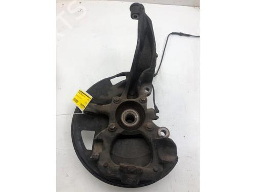 Used Right front steering knuckle LAND ROVER RANGE ROVER III (L322) 4.2 4x4 (396 hp) 19419915