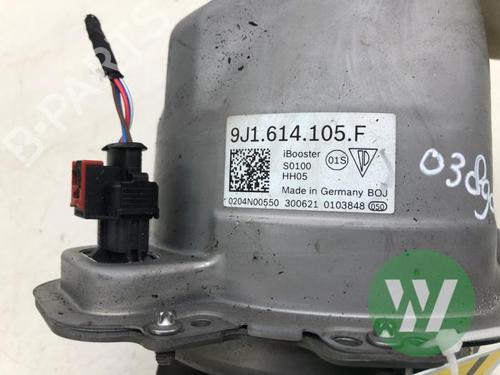 Used Servo brake Servo brake PORSCHE TAYCAN (Y1A) 4S Performance Battery Plus (Y1ADB1) (571 hp) 39914861 39914861