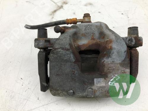 Used Right front brake caliper Right front brake caliper RENAULT MEGANE E-TECH SUV EV60 (BNJ1) (218 hp) 39914406 39914406