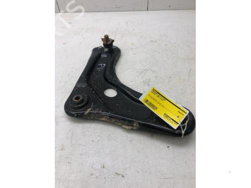 Used Right front suspension arm PEUGEOT 2008 I (CU_) 1.5 BlueHDI 120 (120 hp) 15941230