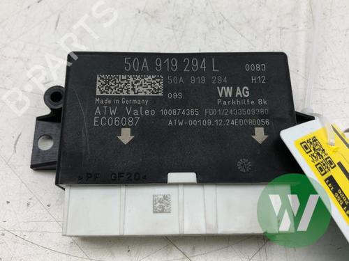 electronic-module-skoda-fabia-iv-pj3-2021-39915553 main image