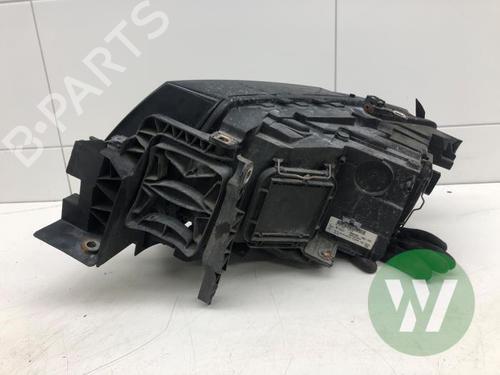 Right headlight AUDI Q5 (8RB) 2.0 TDI quattro | BP39703385C29 - Image 2