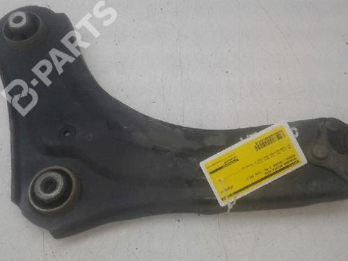 Used Right front suspension arm RENAULT MEGANE III Grandtour (KZ0/1) 1.6 dCi (KZ00, KZ12, KZ13) (130 hp) 4888525