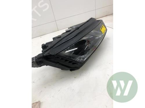Right headlight SKODA OCTAVIA IV Combi (NX5, PV5) 2.0 TDi | BP31866159C29