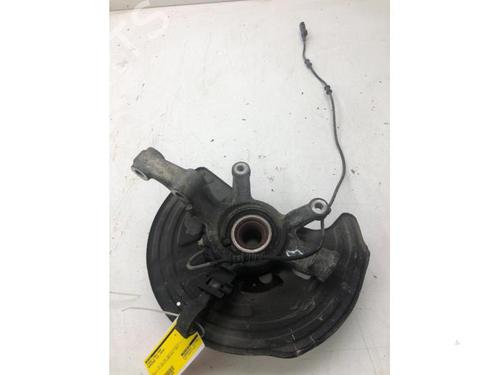 Used Left front steering knuckle MERCEDES-BENZ CLA Coupe (C117) CLA 220 CDI / d (117.303) (170 hp) 17084974