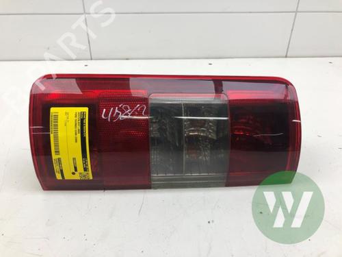 Venstre Baklys FORD TOURNEO CONNECT 1.8 TDCi (90 hp) 31319500