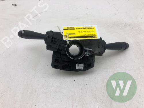 Used Switch Switch OPEL ASTRA L Sports Tourer (OV5) 1.2 (FRHNSL, FRHNSR) (131 hp) 39915712 39915712