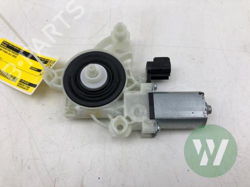 Modulo elettronico FORD PUMA (J2K, CF7) 1.0 EcoBoost mHEV (125 hp) 31937070