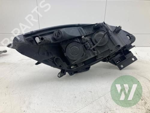 Used Left headlight Left headlight 37704008 37704008