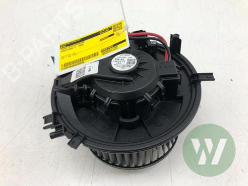 Used Heater blower motor Heater blower motor SKODA KAROQ (NU7, ND7) 1.5 TSI (150 hp) 34411229 34411229