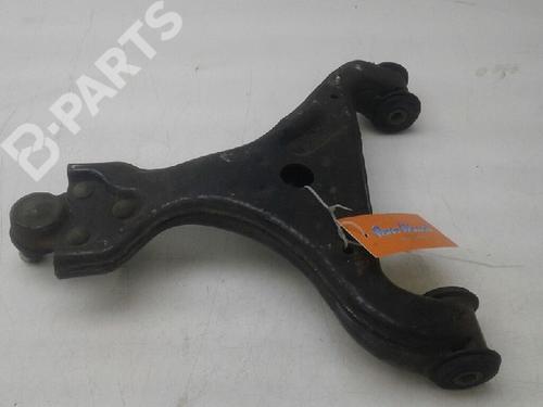 Used Right front suspension arm MERCEDES-BENZ VITO Bus (W639) 109 CDI (639.701, 639.703, 639.705) (95 hp) 8276763