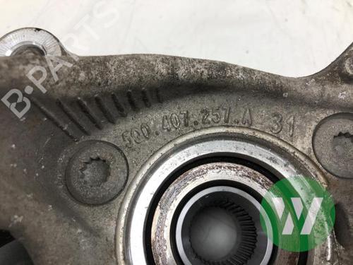 Used Left front steering knuckle Left front steering knuckle SKODA KAROQ (NU7, ND7) 1.5 TSI (150 hp) 34457345 34457345