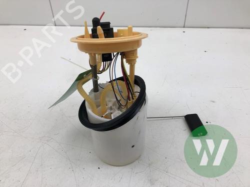 Bränslepump Bränslepump SKODA OCTAVIA III Combi (5E5, 5E6) 2.0 TDI (150 hp) 33792602 33792602