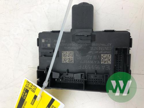 Used Electronic module Electronic module FORD USA EXPLORER (CX740) EV 4x4 (340 hp) 39914235 39914235