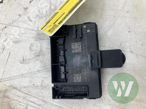 Used Electronic module Electronic module SKODA OCTAVIA IV Combi (NX5, PV5) 1.5 TSi (150 hp) 40197491 40197491