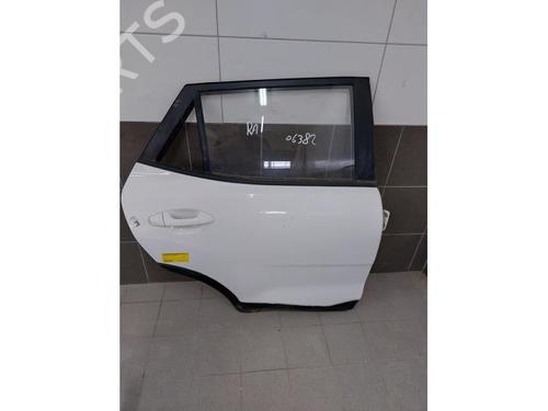 Porta trás direita KIA STONIC (YB) 1.0 T-GDi (101 hp) 13547241