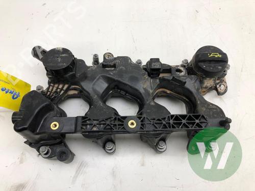 Used Valve cover PEUGEOT 2008 I (CU_) 1.5 BlueHDI 100 (102 hp) 31319817