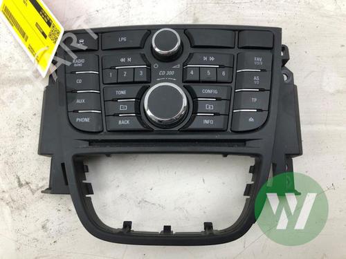 Used Switch OPEL MERIVA B MPV (S10) 1.4 (75) (120 hp) 31332920