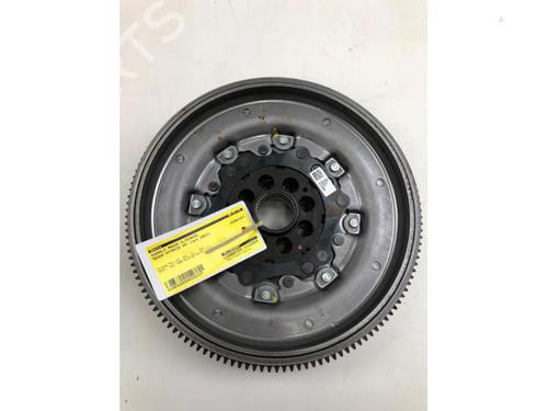 Used Flywheel SKODA OCTAVIA IV Combi (NX5, PV5) 2.0 TDi (150 hp) 18830860
