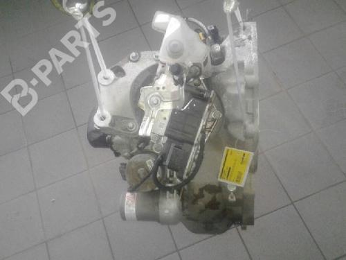 Manual gearbox OPEL CORSA E (X15) 1.4 (08, 68) 4774356 | B-Parts