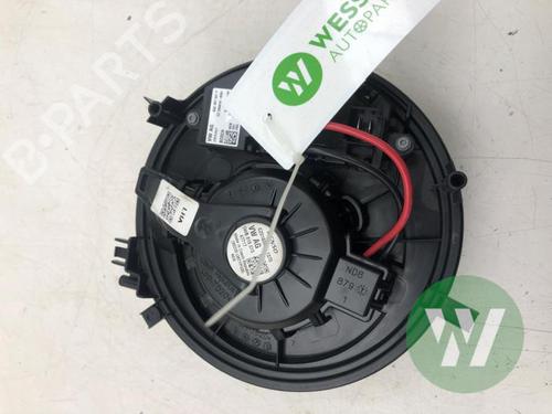 Used Heater blower motor Heater blower motor SKODA OCTAVIA IV Combi (NX5, PV5) 1.5 TSi (150 hp) 40013101 40013101