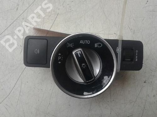 Forlygtekontakt MERCEDES-BENZ B-CLASS Sports Tourer (W246, W242) B 180 (246.242) (122 hp) 6013585