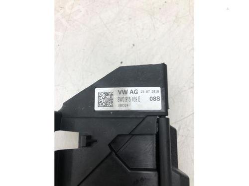 Fuse box AUDI A4 B9 Avant (8W5, 8WD) 2.0 TDI | BP16302269E1 
