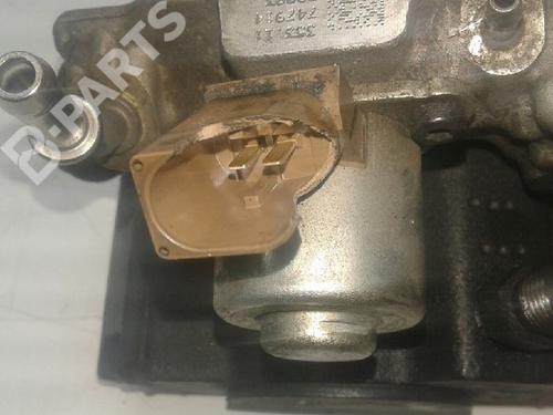 Used Injection pump MERCEDES-BENZ SPRINTER 3,5-t Van (B906) 313 CDI (906.631, 906.633, 906.635, 906.637) (129 hp) 7284874