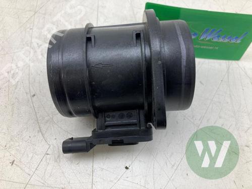 Used Mass air flow sensor Mass air flow sensor SKODA RAPID (NH3, NK3, NK6) 1.6 TDI (115 hp) 33437558 33437558