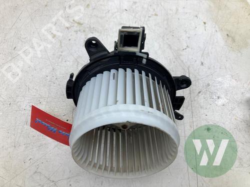 Heater blower motor OPEL VIVARO C Van (K0) 2.0 | BP32195535M62  - Image 5
