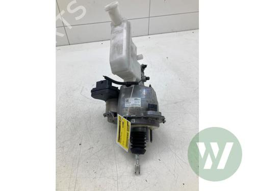 Used Servo brake Servo brake RENAULT MEGANE E-TECH SUV EV60 (BNJ1) (218 hp) 39915951 39915951